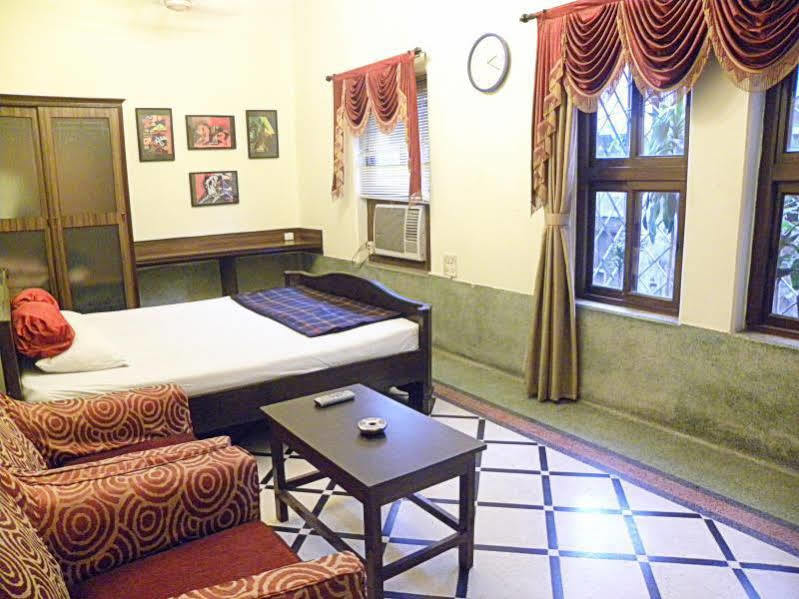 Hotel Esplanade Chambers Kalkuta Zewnętrze zdjęcie